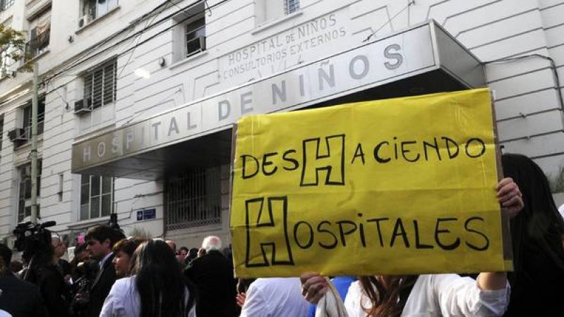 Trabajadores del Gutiérrez en pie de lucha por el desmantelamiento del hospital 