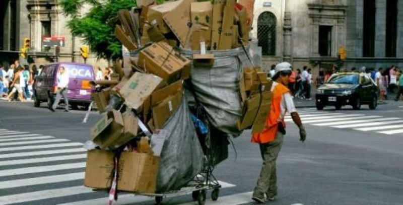 Nación llegó a un acuerdo para que los recicladores puedan circular por la ciudad