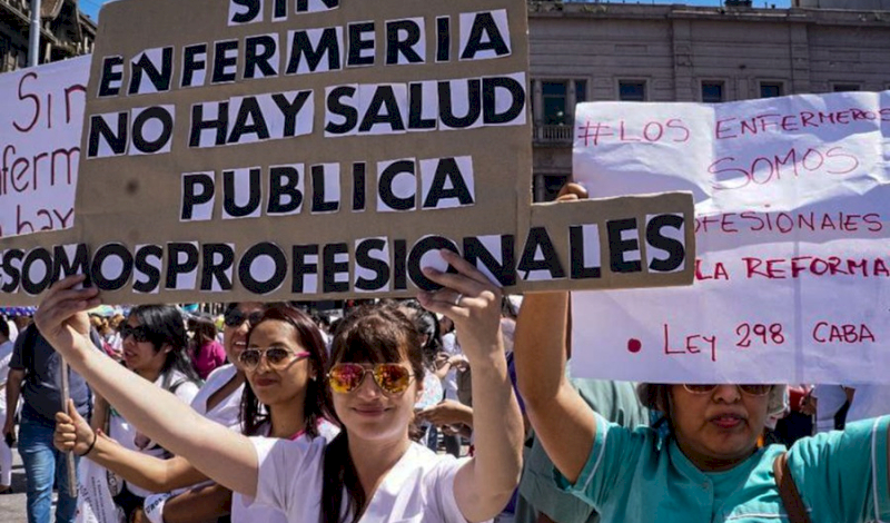 Las enfermeras siguen discriminadas