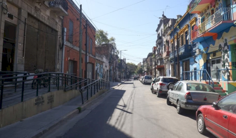 La Ciudad arrancó obras de mejora peatonal en la calle Necochea