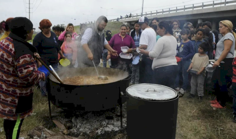 Ollas populares contra las políticas de hambre