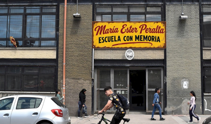 En su nombre